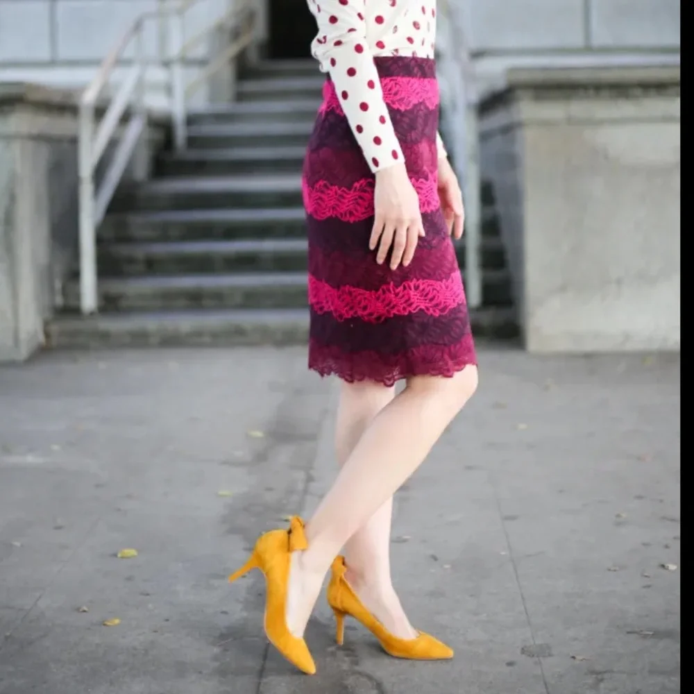 Banana Republic Ombre Lace Pencil Skirt